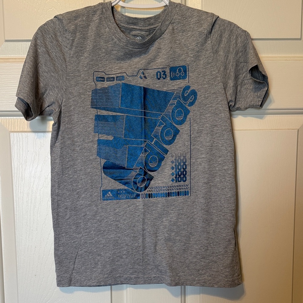 Boys Adidas Heather Gray Tee with Vibrant Blue Design medium